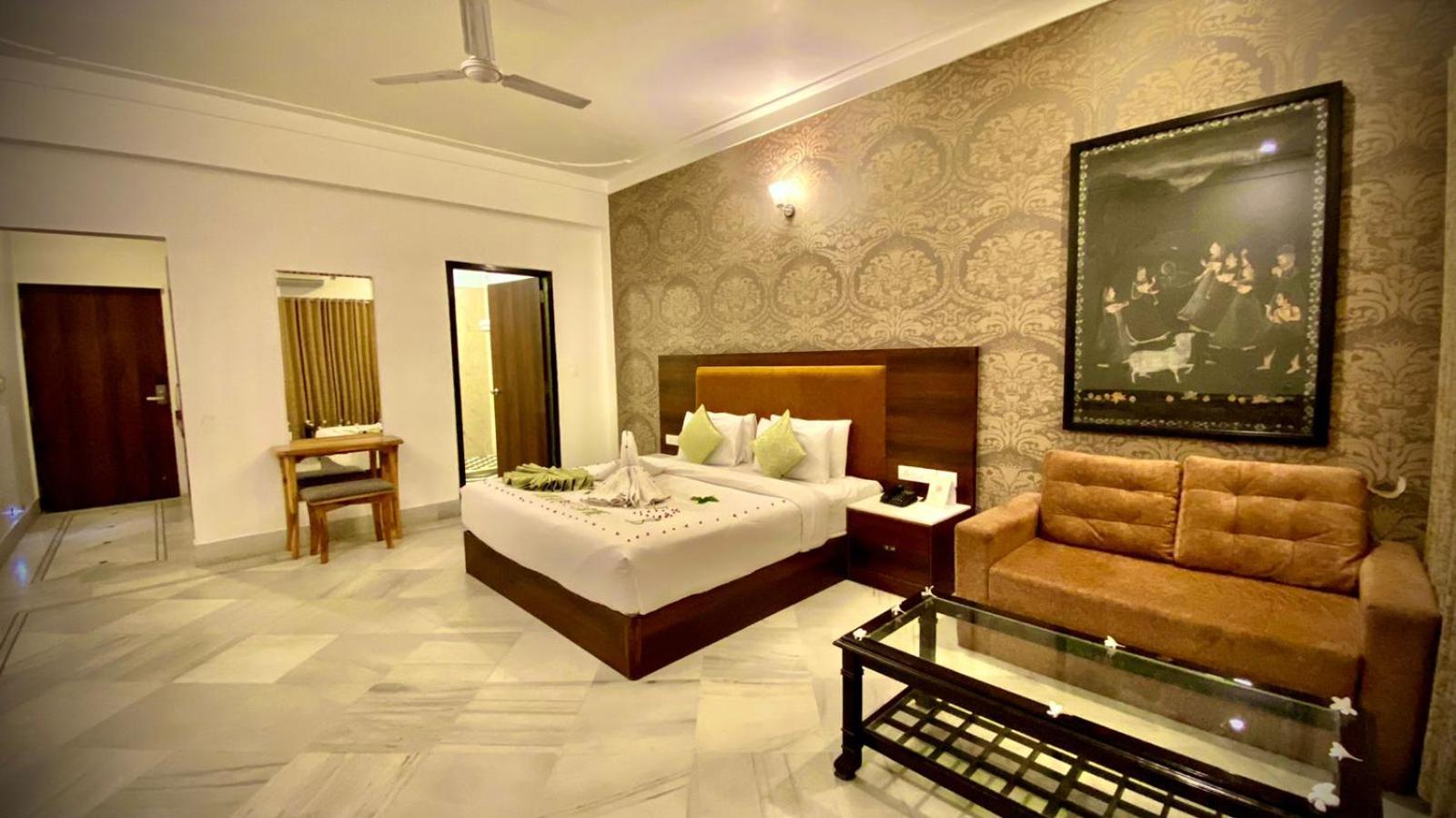 Mewar Palace Resort And Spa Udaipur Eksteriør bilde