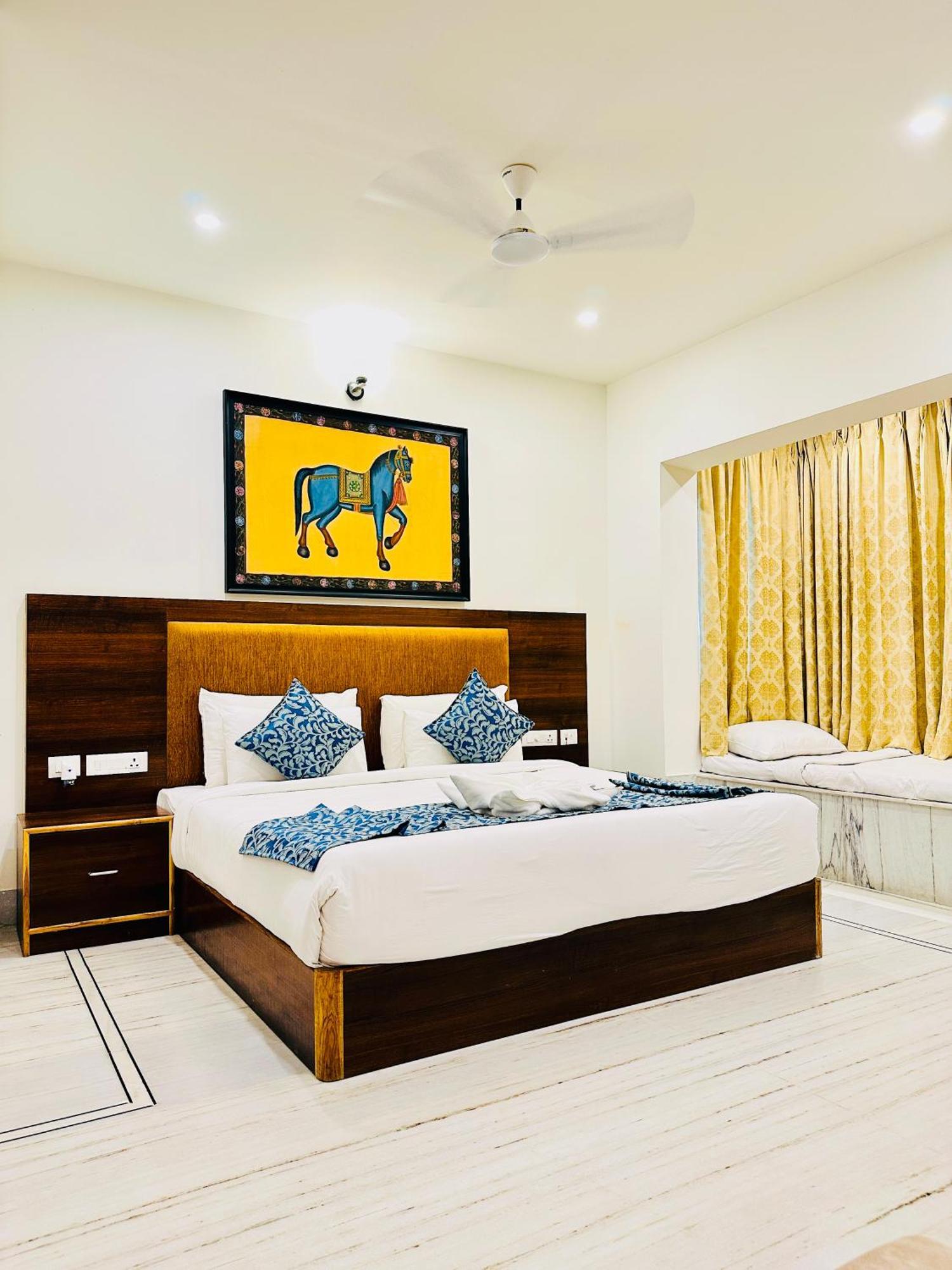 Mewar Palace Resort And Spa Udaipur Eksteriør bilde