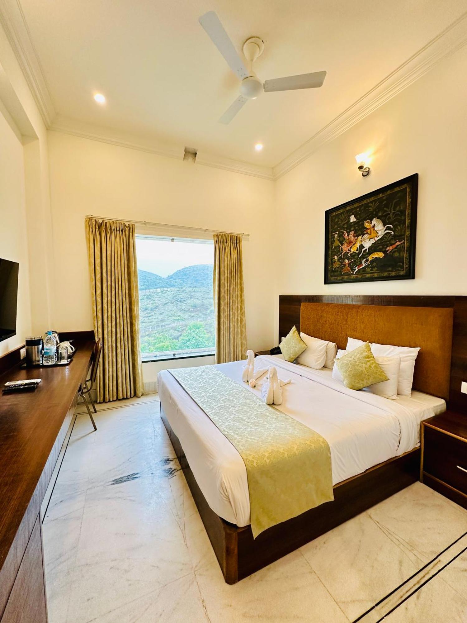 Mewar Palace Resort And Spa Udaipur Eksteriør bilde